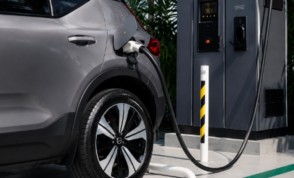Inmetro avalia novas regras para baterias e recarga de veículos elétricos no Brasil