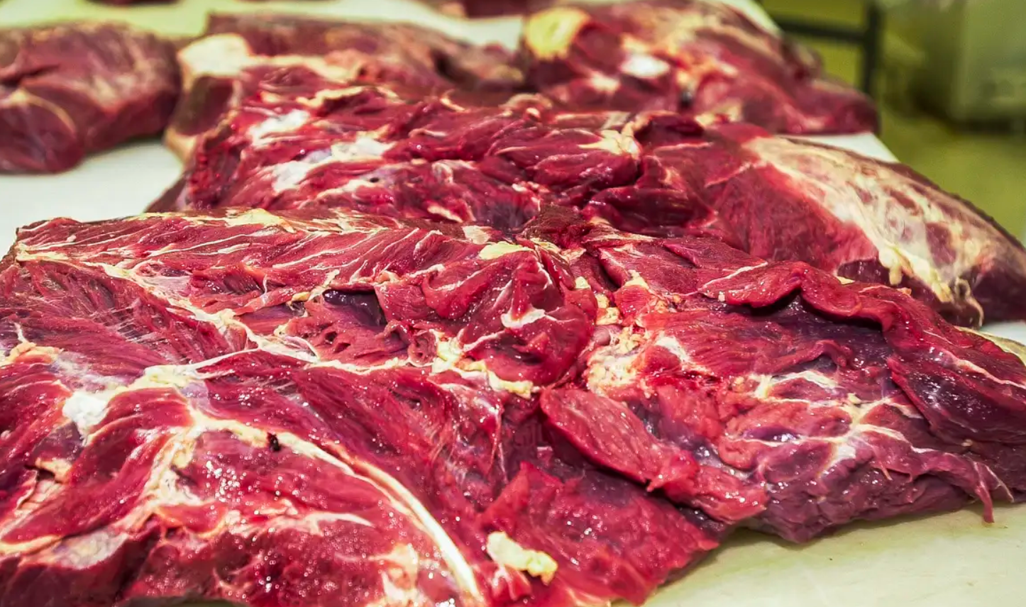 Brasil e Austrália ampliam pressão sobre China para evitar trava bilionária na carne bovina