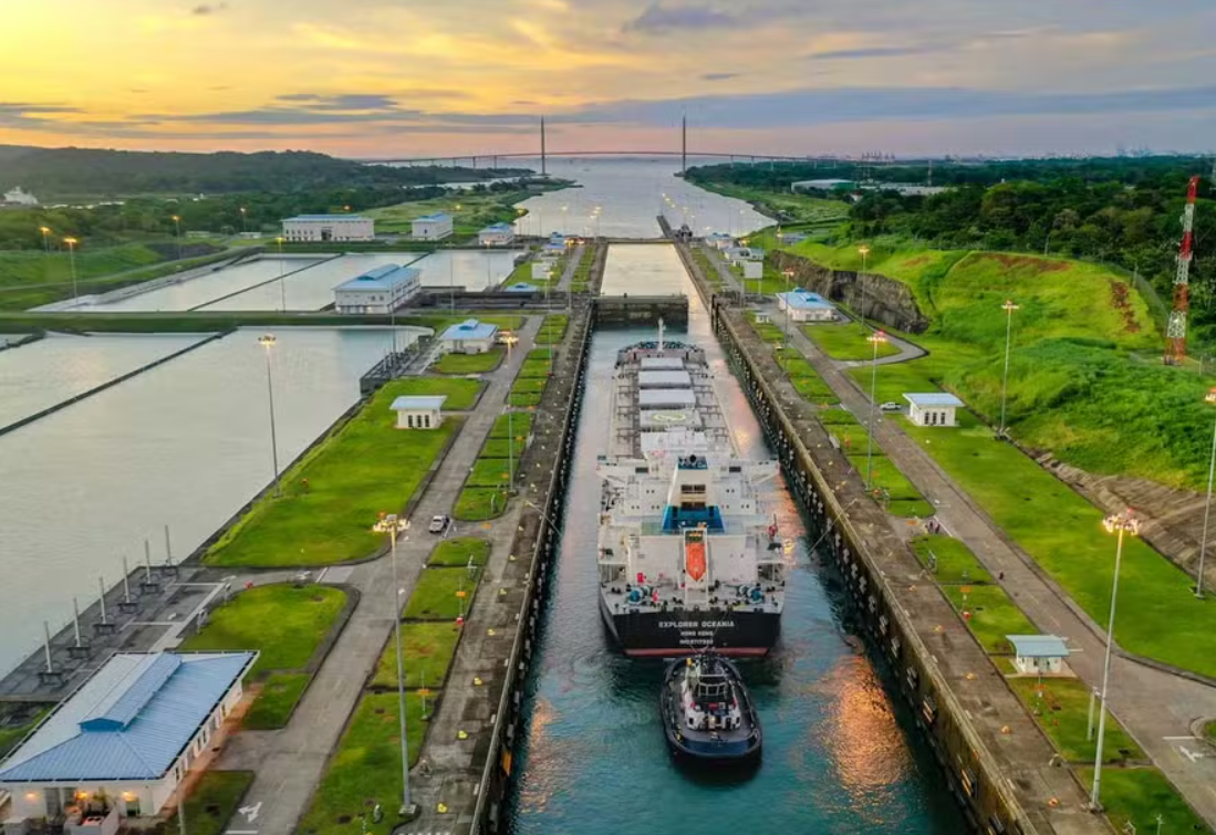 Canal do Panamá lucra com guerra no Irã e vira rota-chave para abastecer a Ásia