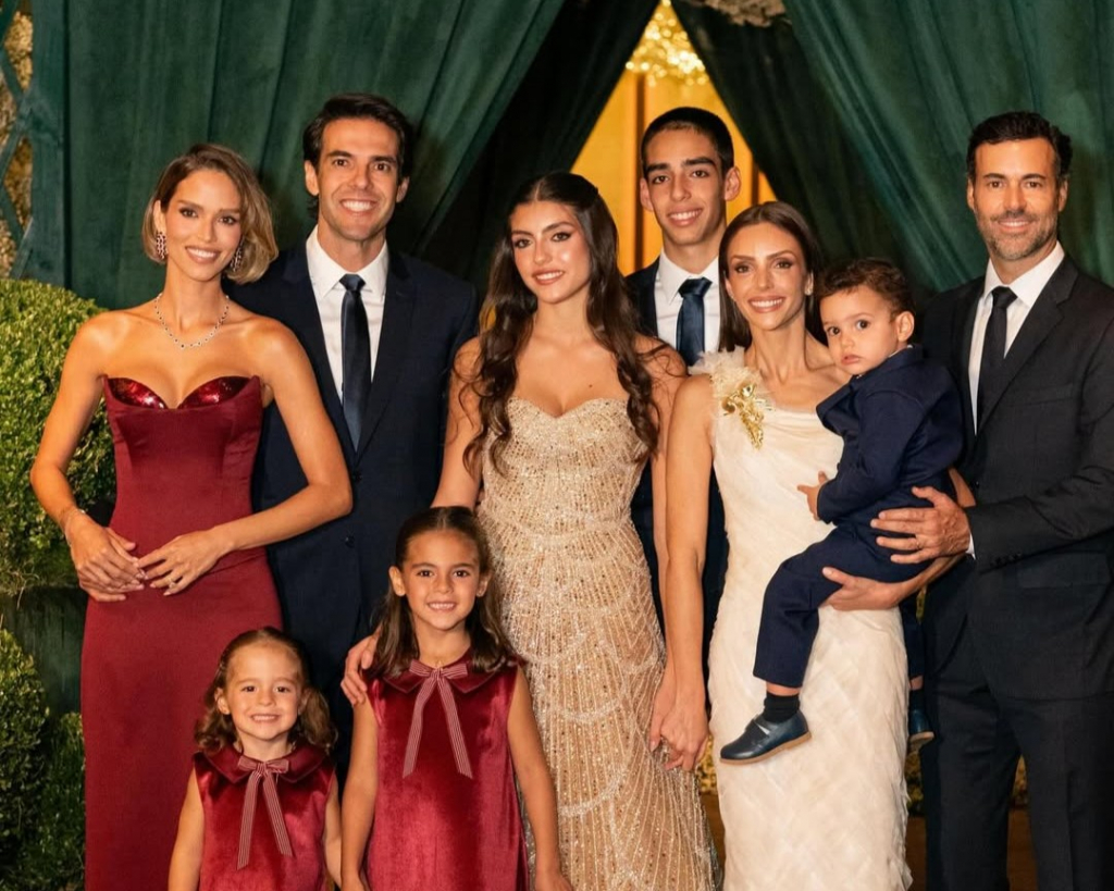 Carol Leite, Kaká, Isabella, Carol Celico, Eduardo Scarpa E Irmãos Luca, Rafael, Esther E Sarah.