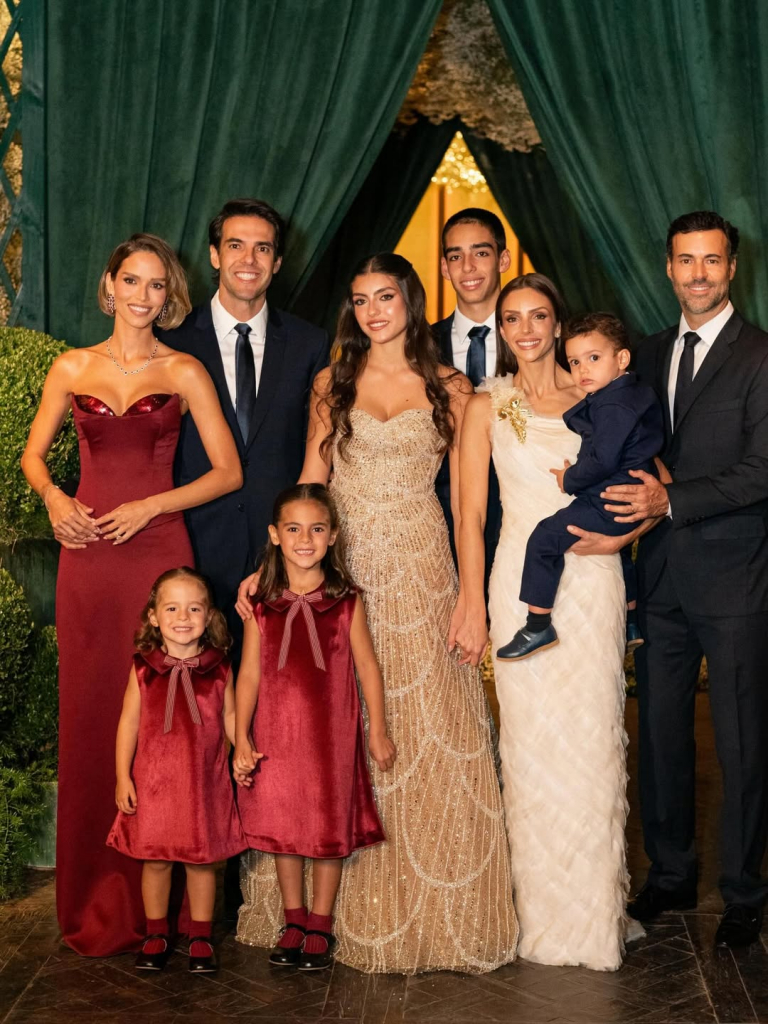 Carol Leite, Kaká, Isabella, Carol Celico, Eduardo Scarpa E Irmãos Luca, Rafael, Esther E Sarah.