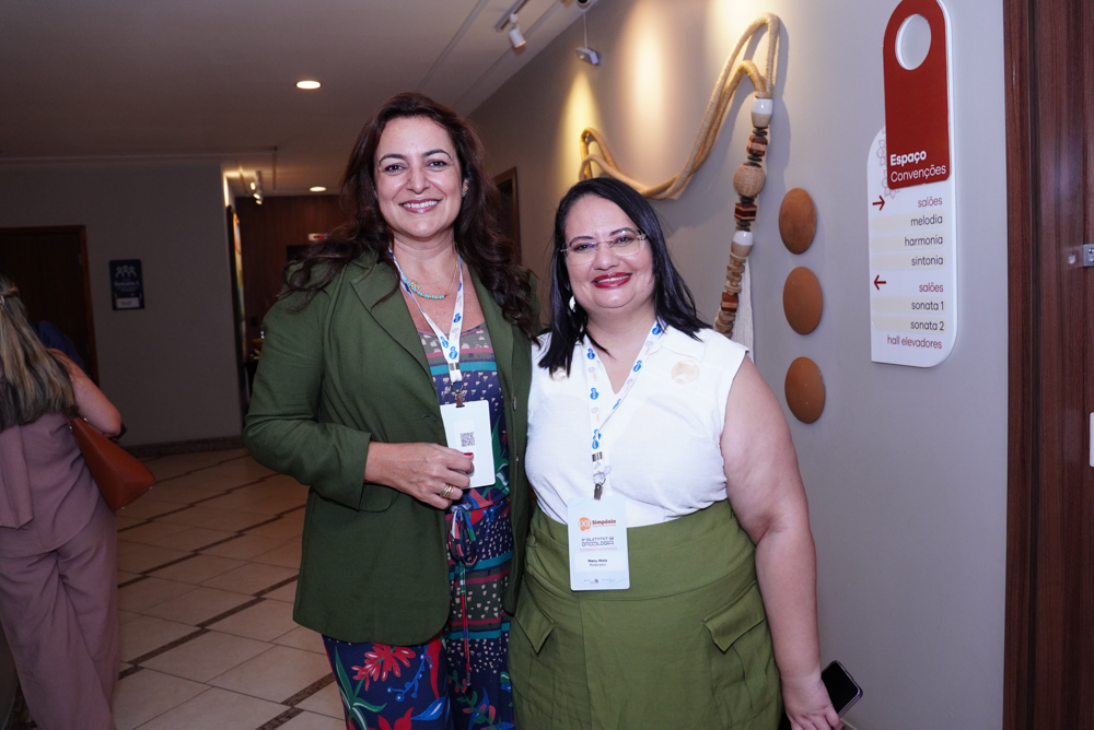 Catherine Moura E Manu Mota