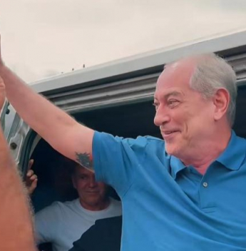 Ciro Gomes anuncia Gaudêncio Lucena como primeiro suplente de Capitão Wagner durante agenda em Iguatu