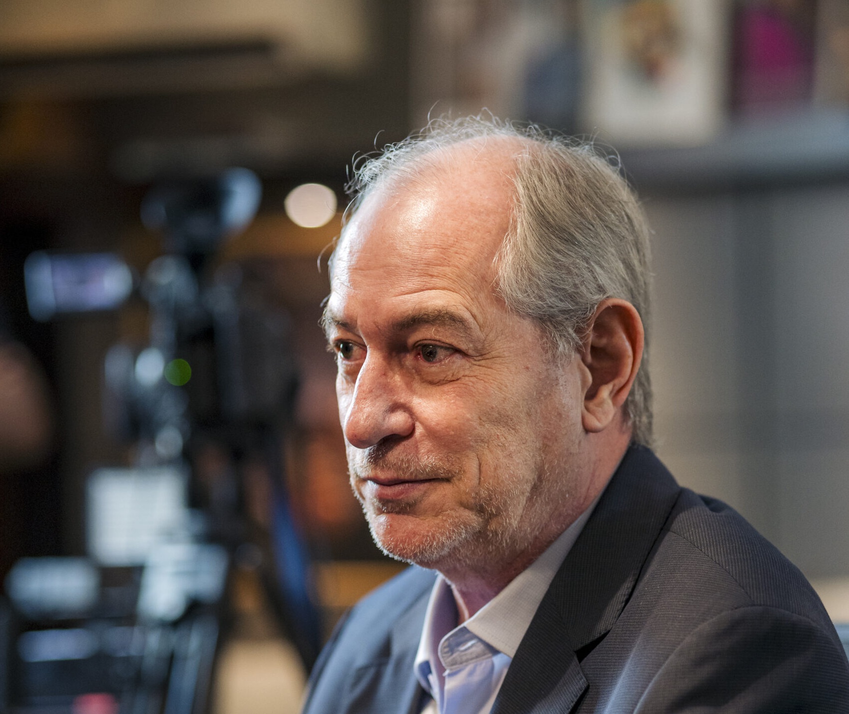 Ciro escolhe Conjunto Ceará para marcar entrada definitiva na disputa pelo Governo do Estado