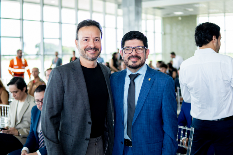 Logística e Desenvolvimento - Docas do Ceará empossa Quintino Vieira no comando da estatal portuária