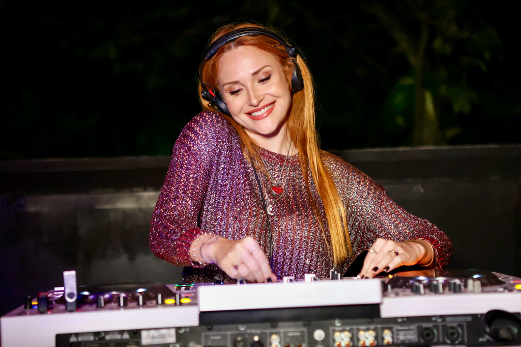 Dj Carol Legally 3131