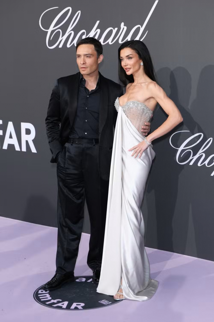 Ed Westwick E Amy Jackson