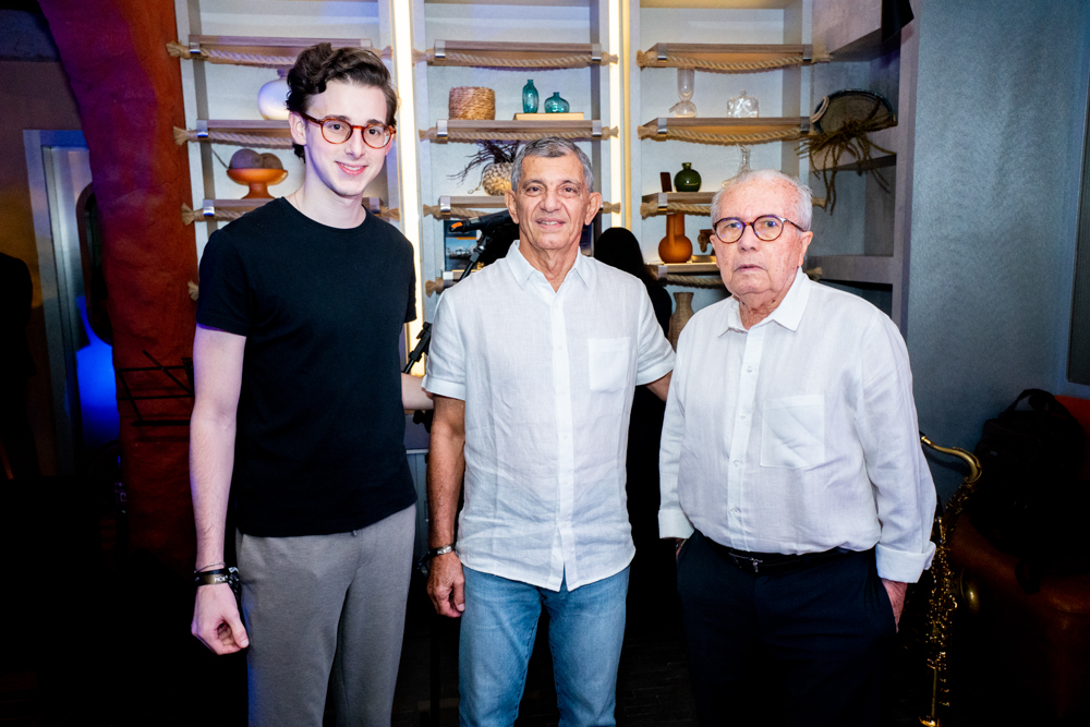 Eduardo E Chico Hissa, E Adolfo Marinho