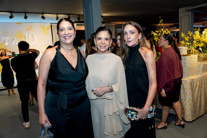 Tempo de Florescer - Lenita abre o ano 40 celebrando a moda cearense no Iate Clube de Fortaleza