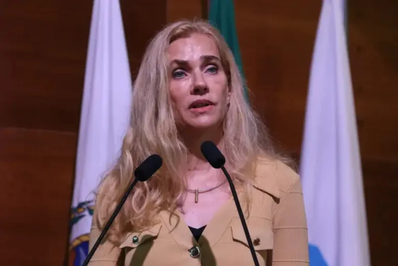 Embaixadora Da Uniao Europeia Marian Schuegraf.jpg.1200x0 Q95 Crop
