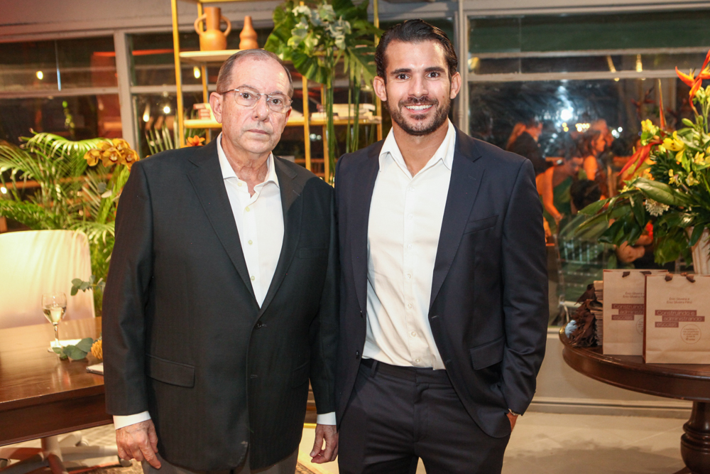 Ênio Silveira e filho revisitam história na educação em noite de autógrafos no Iate Clube
