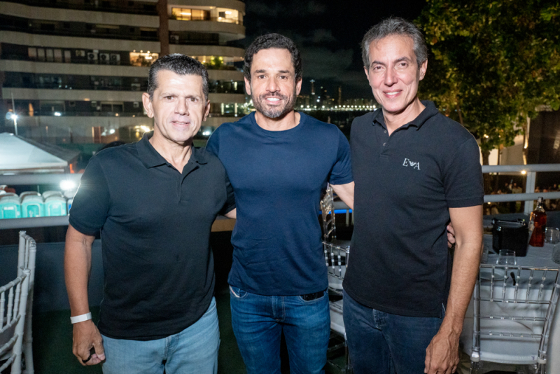 Turnê Comemorativa - No balanço do “Infinito Samba”, Diogo Nogueira toma conta do Iate Clube de Fortaleza