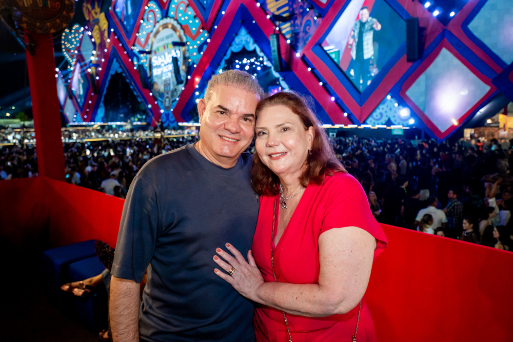 Esio De Souza E Fernanda Pessoa