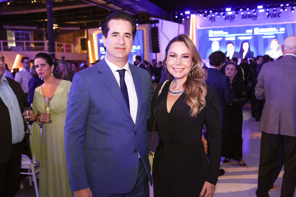 Flavio Menezes E Talynie Mihaliuc (2)