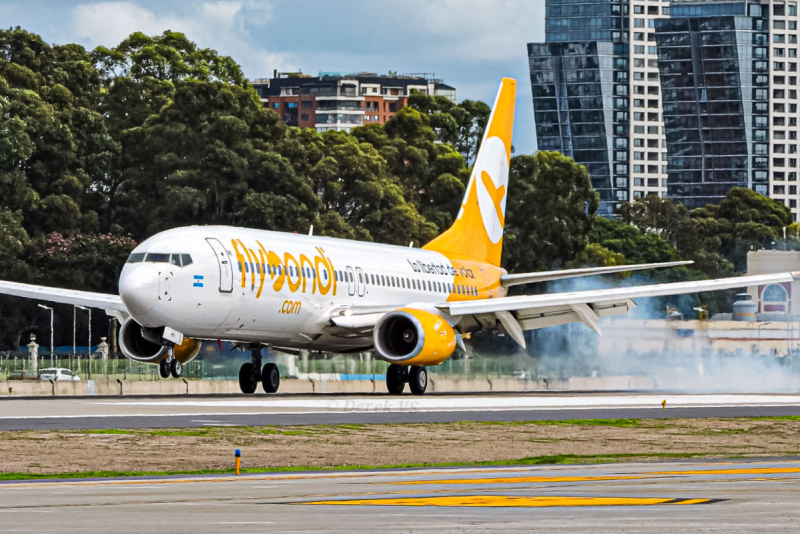 Flybondi 737 800 24100401