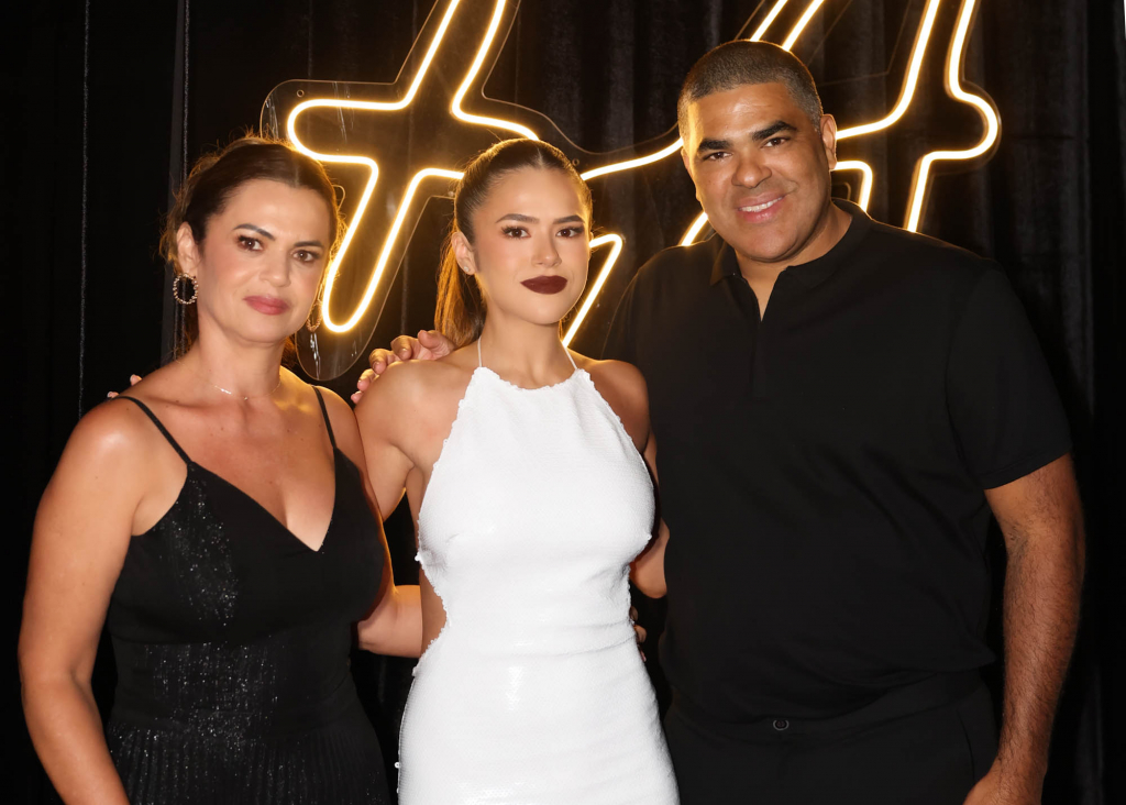 Gislaine Andrade, Maisa Silva E Celso Andrade