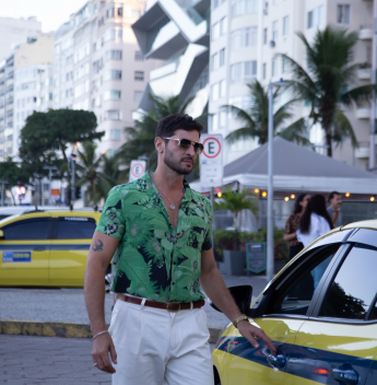 Luiz Fernando Guimarães, Marisa Orth e Leandro Lima movimentam a orla do Rio com gravações do filme “Um Casal Quase Perfeito”