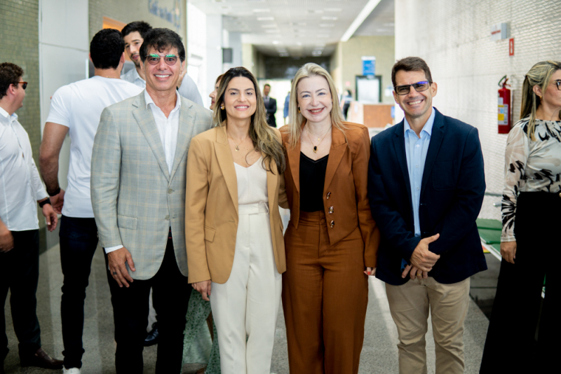 Logística e Desenvolvimento - Docas do Ceará empossa Quintino Vieira no comando da estatal portuária