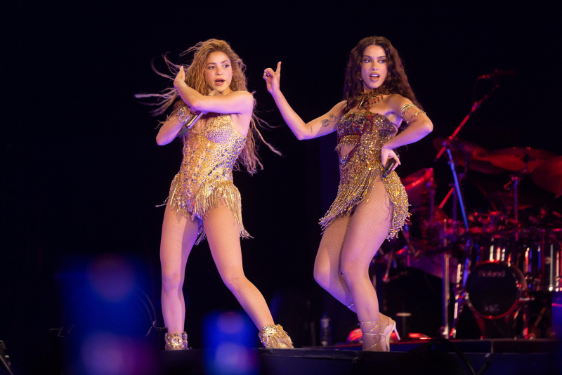 todo mundo no Rio - Shakira leva fãs ao delírio e marca noite histórica em Copacabana