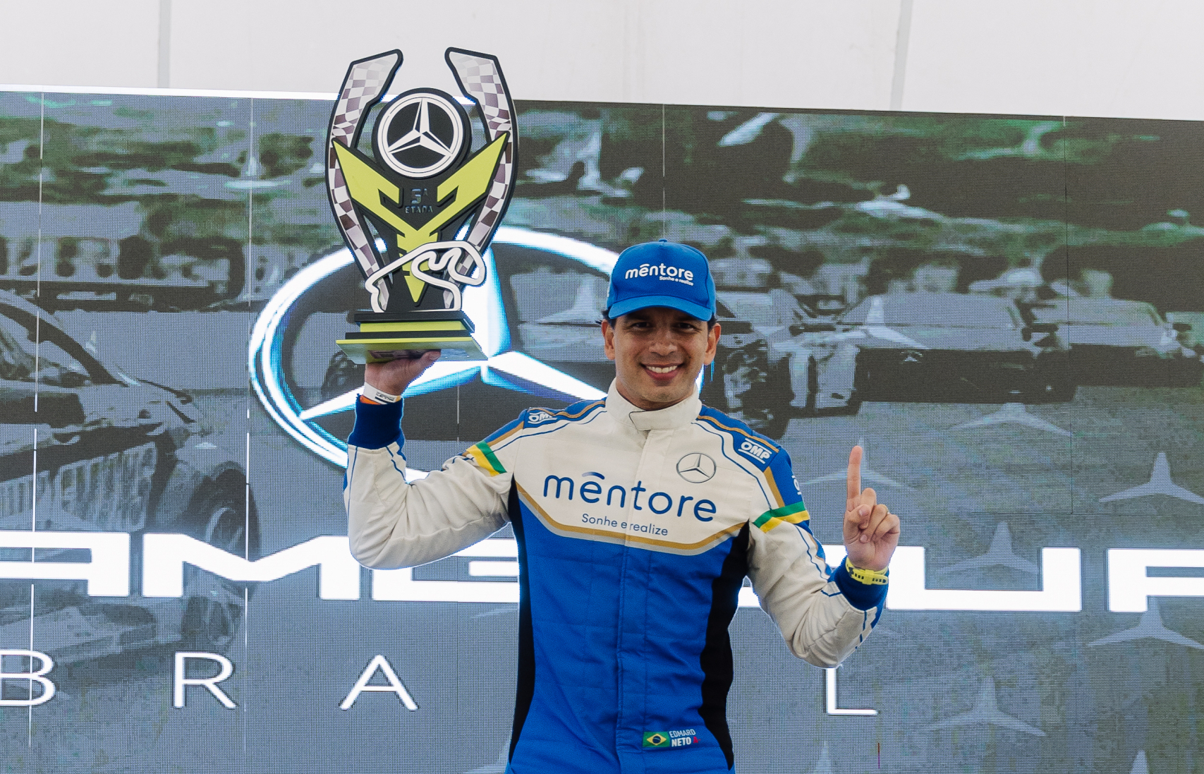 Cearense Edmard Neto vence na AMG Cup e mira liderança do campeonato em Interlagos