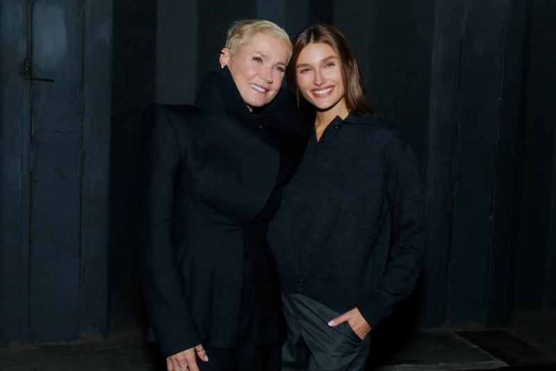 moda brasileira - Xuxa se emociona ao ver Sasha transformar história de Alda Meneghel em desfile da Mondepars