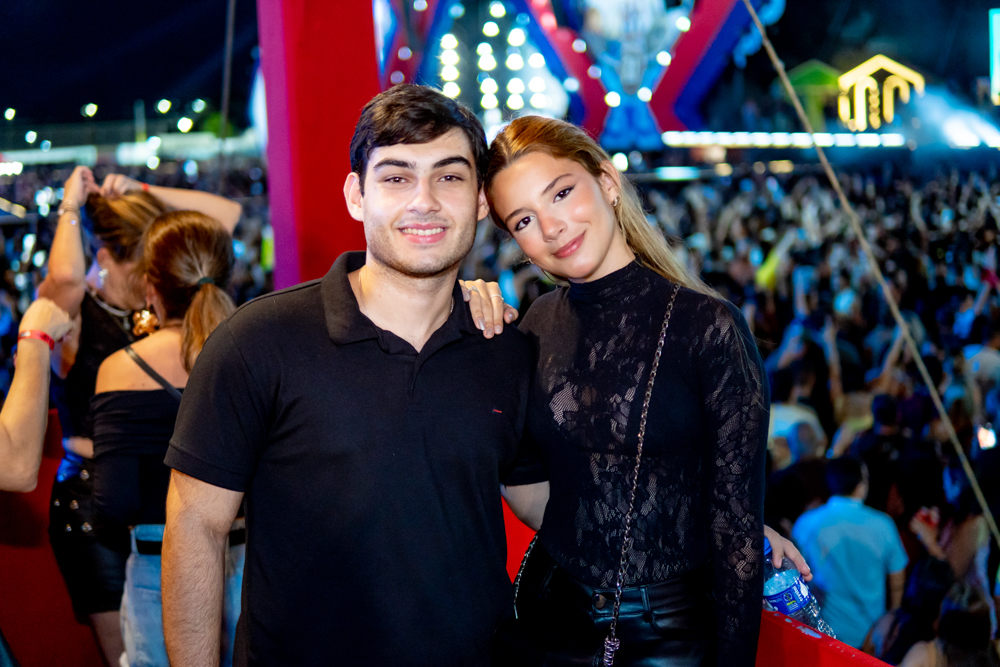 Italo Freitas E Luiza Lobo