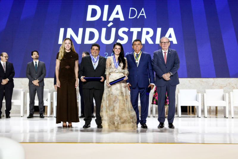 Reconhecimento empresarial - Trajetórias que transformam o Ceará marcam celebração da Fiec no Dia da Indústria