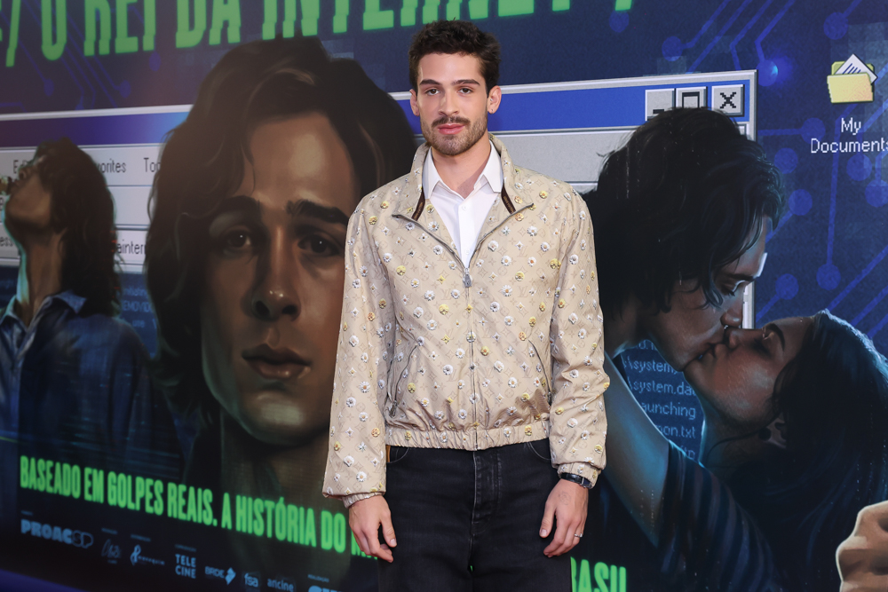 João Guilherme leva elenco e famosos à pré-estreia do filme “O Rei da Internet” na Zona Sul do Rio