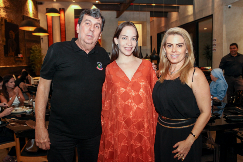 Ação Solidária - Amigos Express reúne embaixadores no Soho RioMar para lançar nova edição de show beneficente