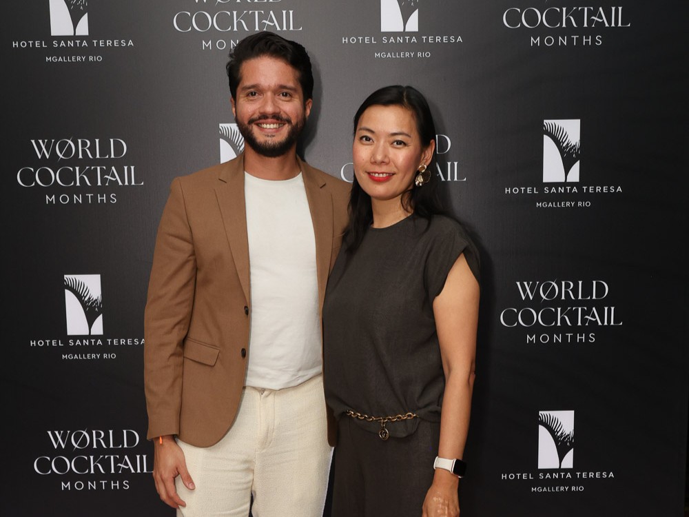 Joaquim Ângulo E Estelle Liu