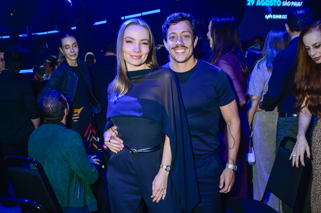 Juliana Fructuozo E Renato Albani