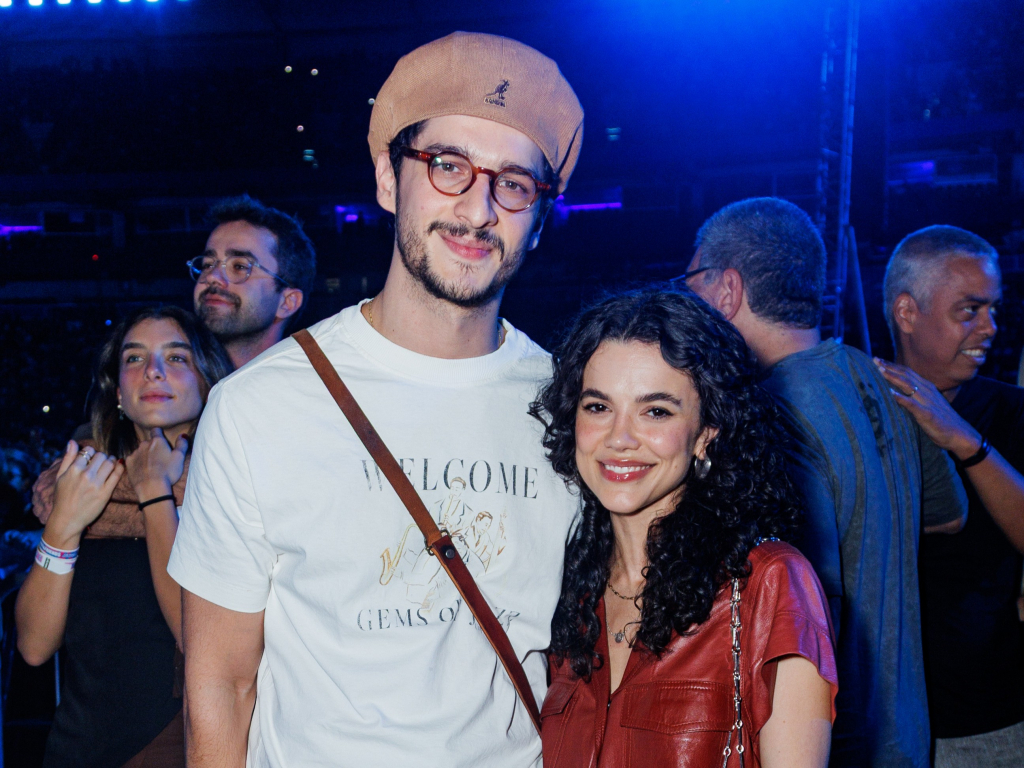 Jullio Reis E Manu Gavassi