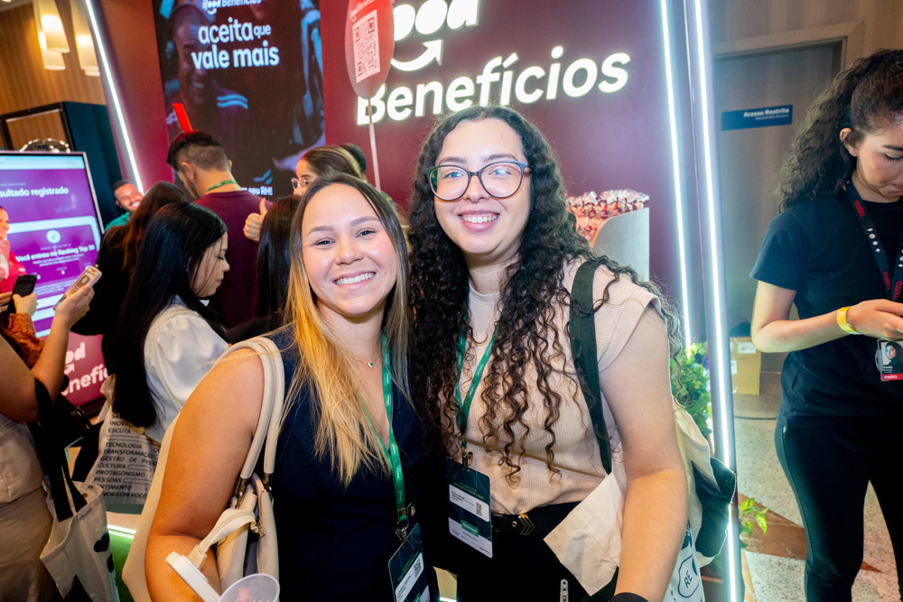 Larissa Freitas E Joyce Silva