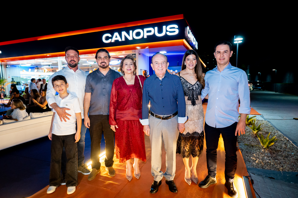Leandro, Lisandro, Thiago, Marilene E Parmênio Carvalho, Rossana Carvalho E Parmênio Júnior