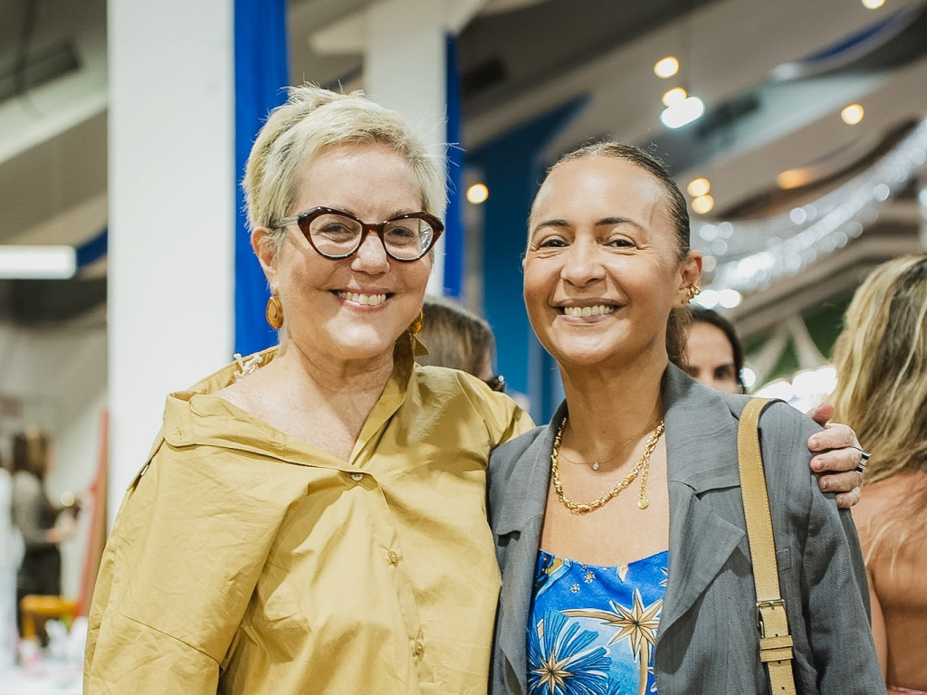 Marcia Disitzer E Katia Barros