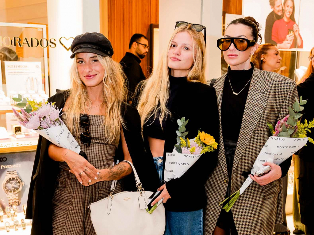 Mariana, Malu Araripe E Veve