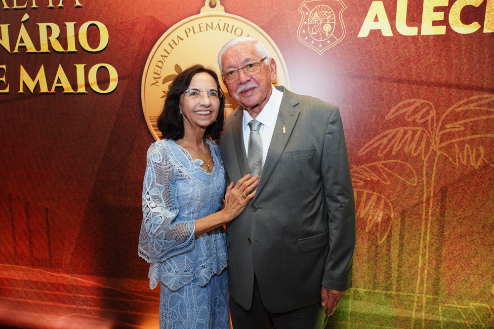 Maricele Gonçalves De Macêdo E Raimundo Macêdo