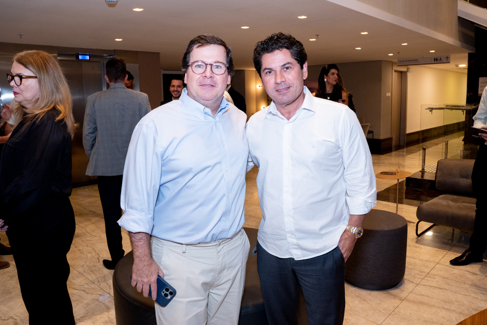 Maurício Salles E Pompeu Vasconcelos