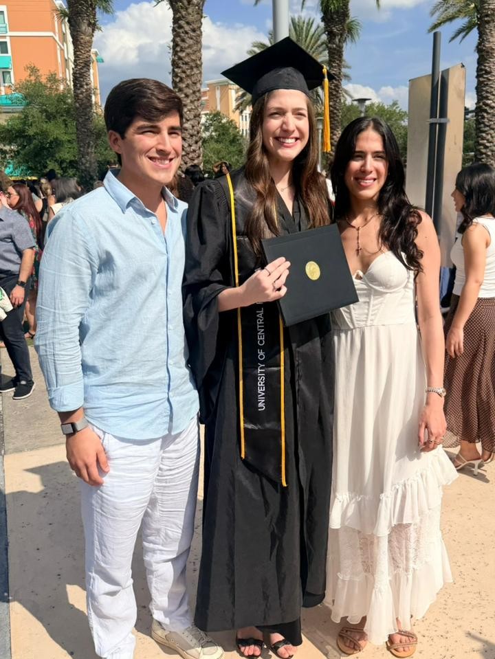 Miguel, Maria Isabel E Maria Beatriz Otoch
