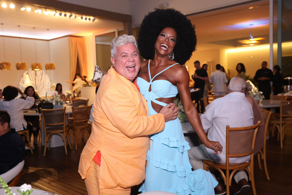 Milton Cunha E Adriana Bombom 1