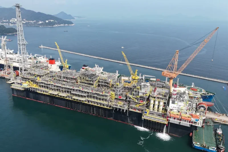 Navio Plataforma P 79 Petrobras Inicia P 79 E Reforça Produção De Petróleo E Gás No País