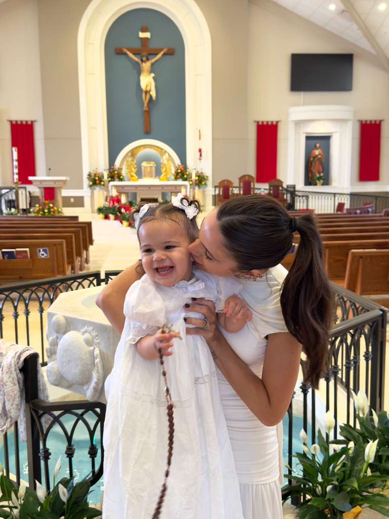 Olivia E Nicole Vasconcelos