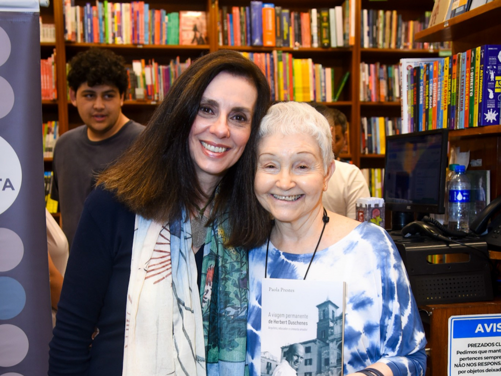 Paola Prestes E Maria Adelaide Amaral 2686