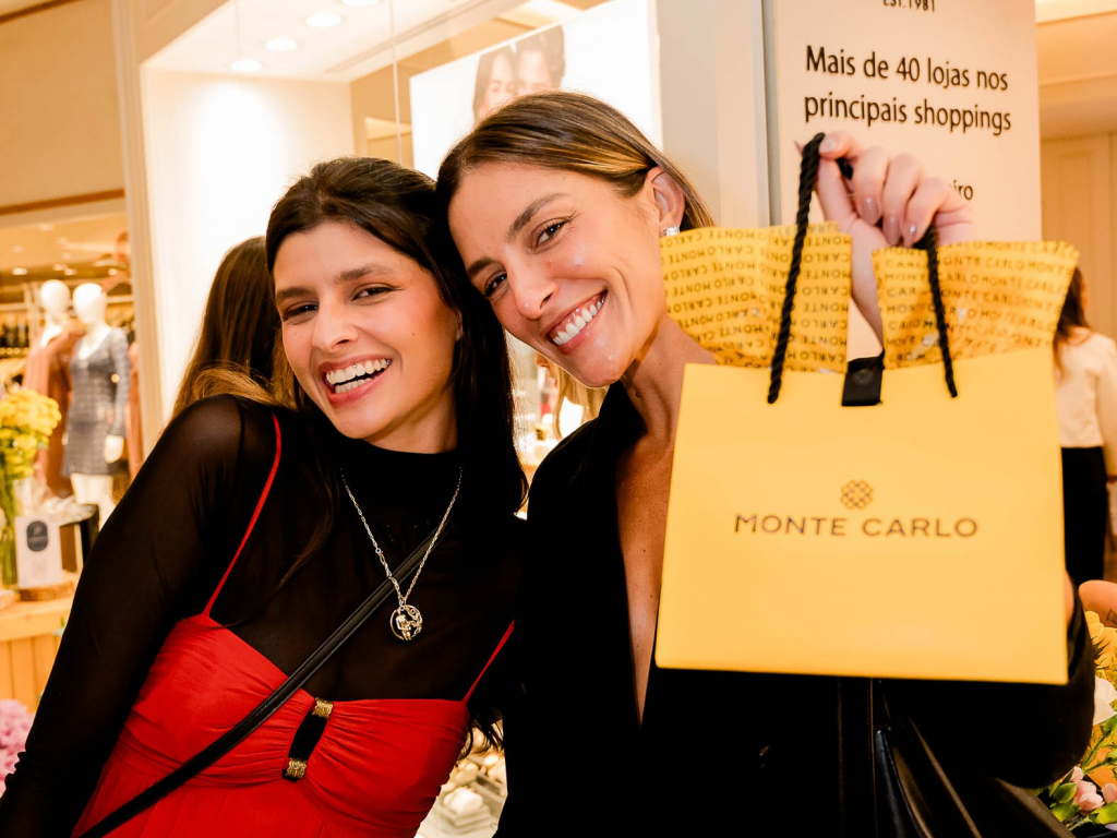 Paula Brocchi E Michelle Lazarotti