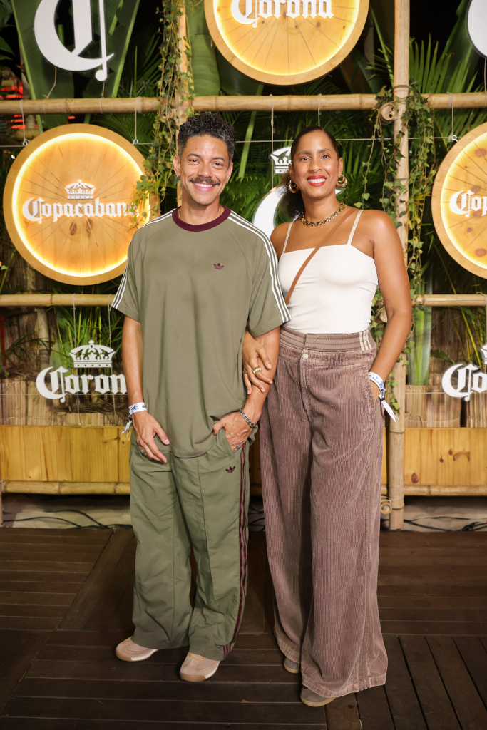 Paulinho Lessa E Esposa (2)