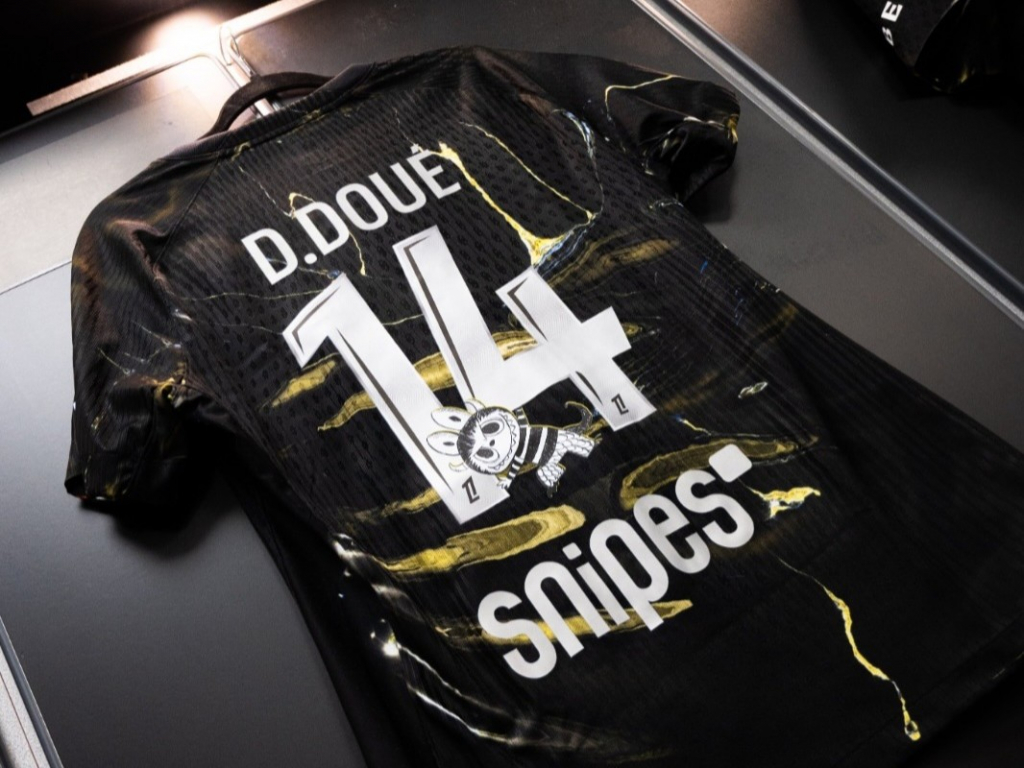 Labubu inspira ação especial e chega ao uniforme do Paris Saint-Germain - Fotos: Divulgação