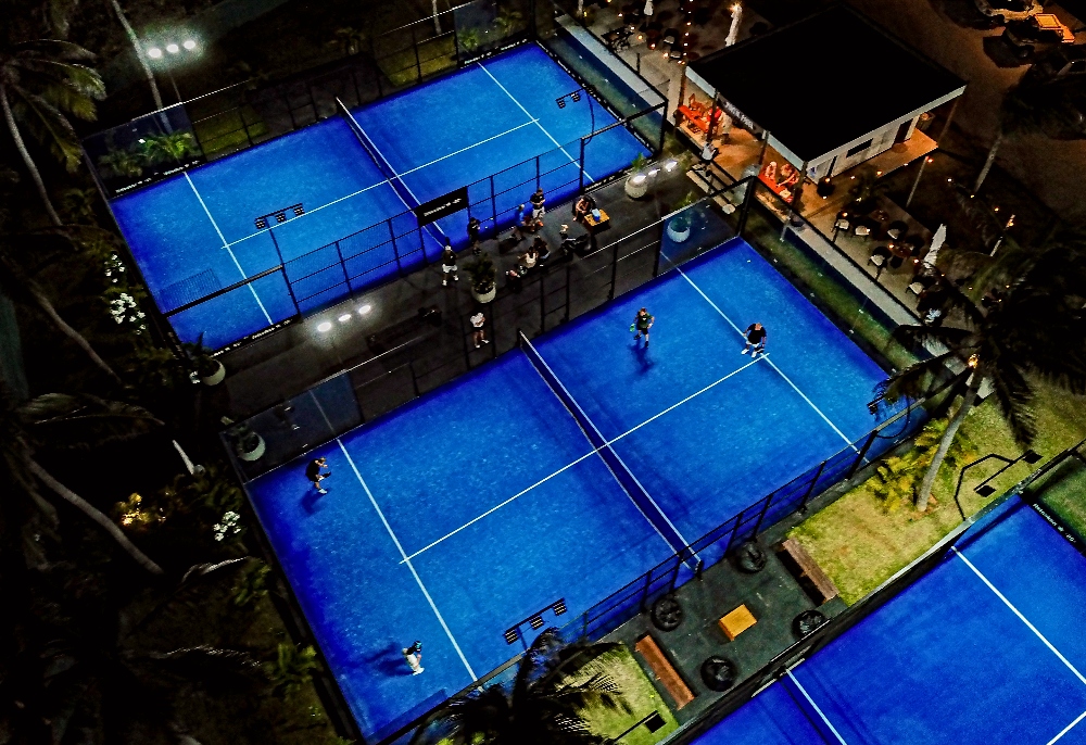 Imersão de padel aprimora a experiência esportiva dentro do Hotel Vila Selvagem