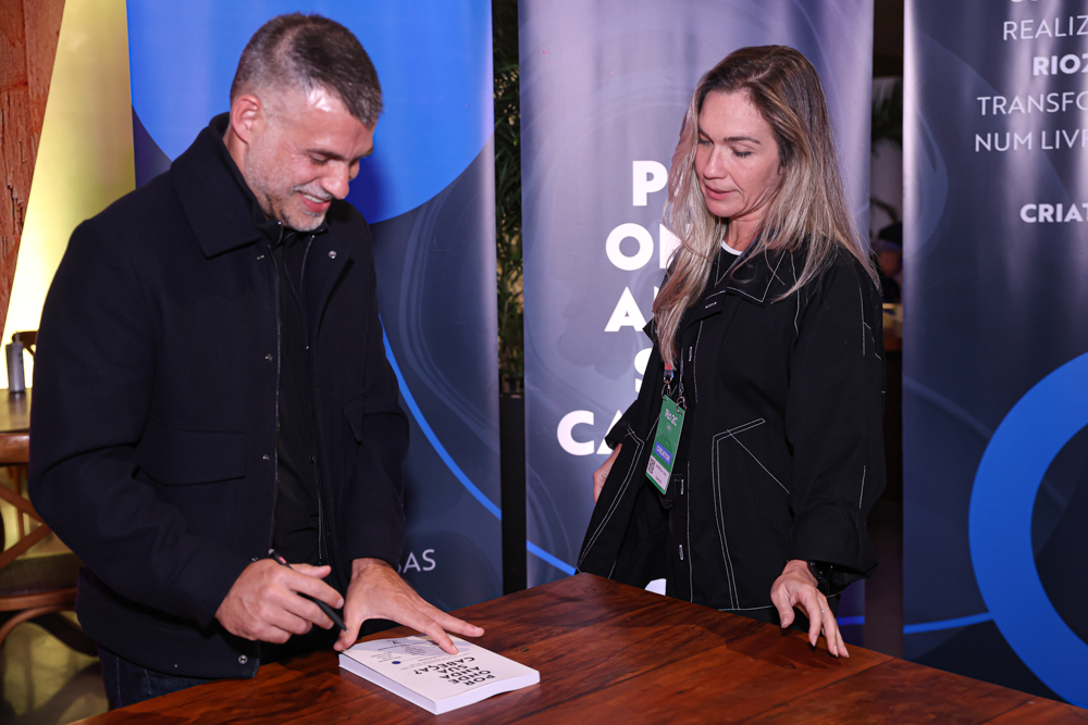 Lançamento Do Livro "por Onde Anda Sua Cabeça?"