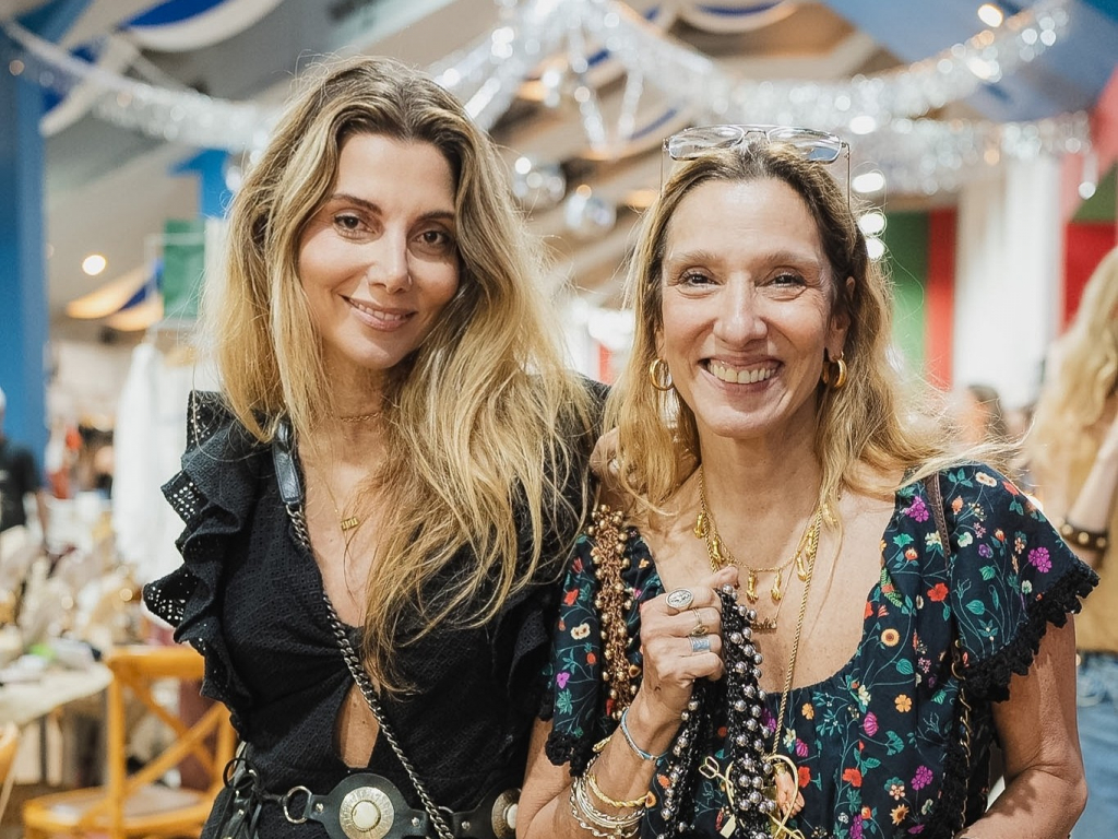Renata Reis E Isabela Capeto