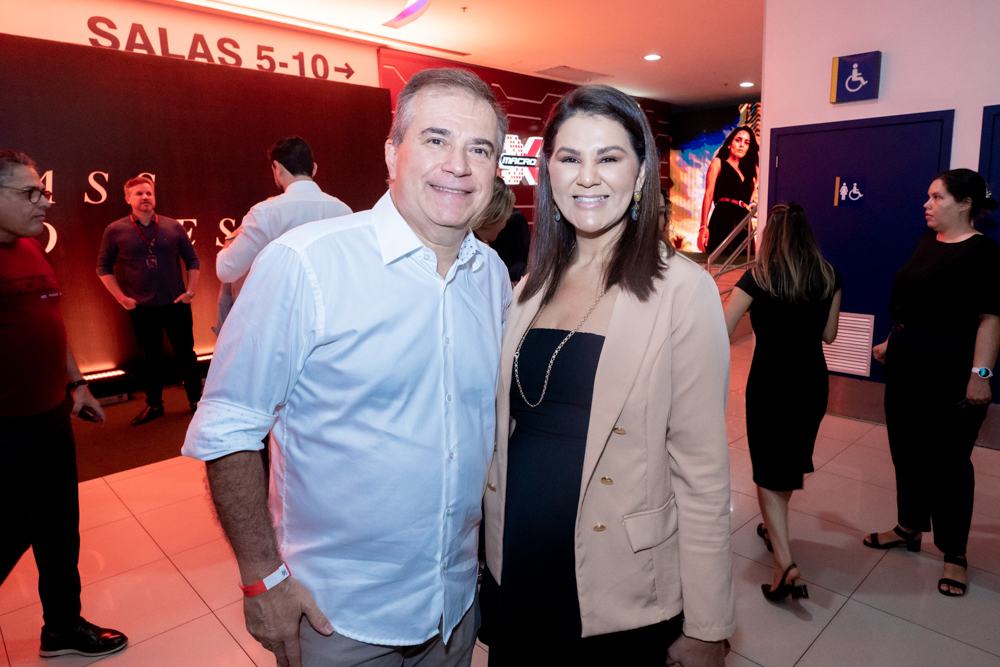 Ricardo Bezerra E Patrícia Mota